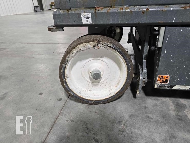 2020-skyjack-sj4732-image-20