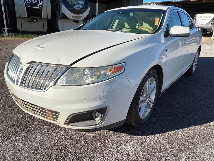 #2759-•-2010-lincoln-mks-(has-nm-title)-image-57