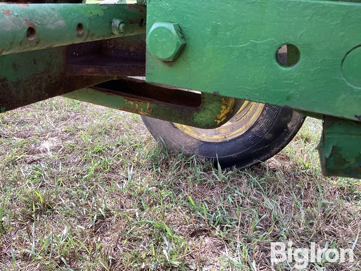 1956-john-deere-420-image-11