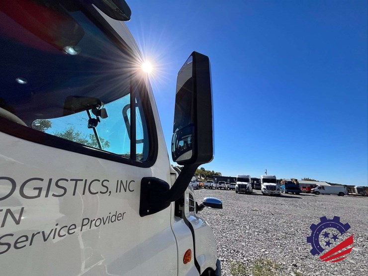 2017-freightliner-cascadia-t/a-truck-tractor-image-44