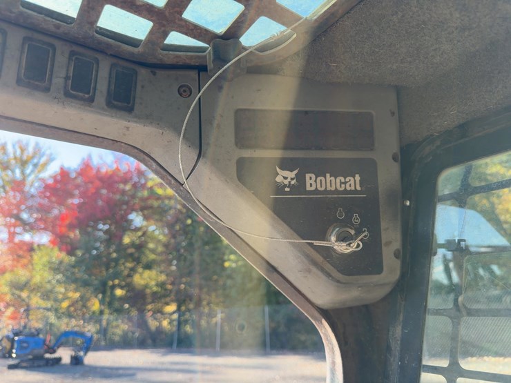 2007-bobcat-s185-image-19