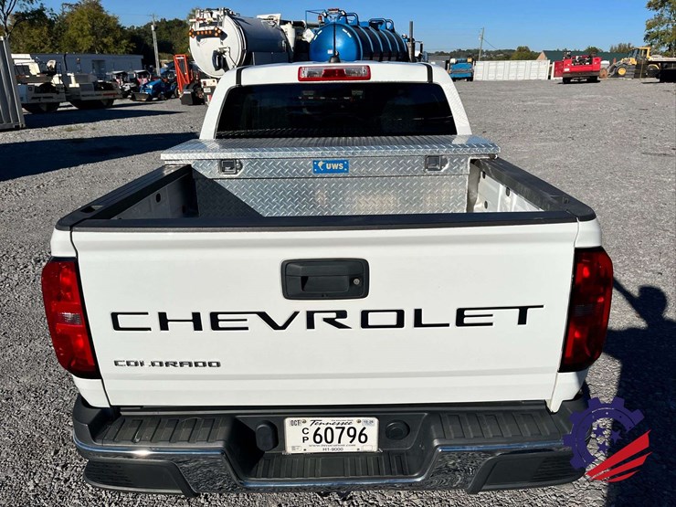 2021-chevrolet-colorado-image-24