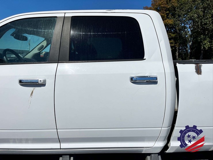 2015-ram-2500-hd-image-24