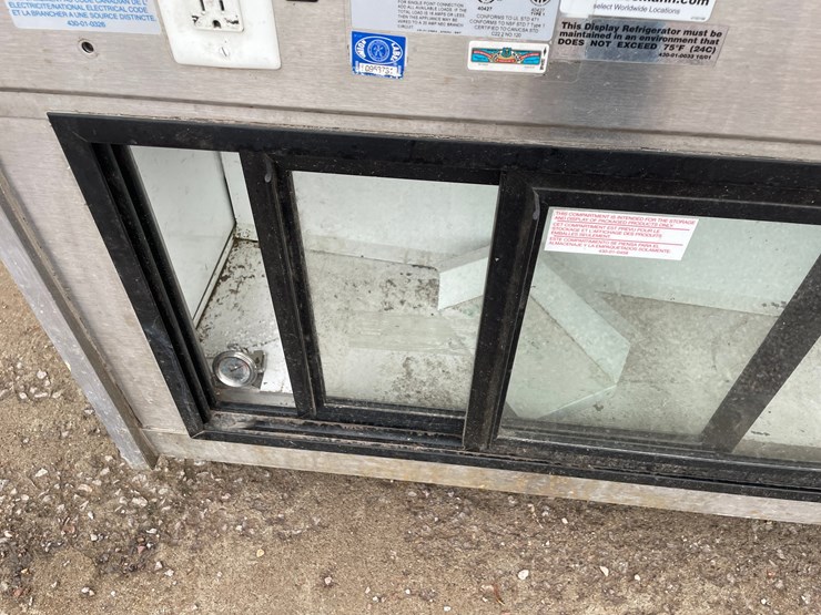 #4686-•-hussmann-refrigerated-display-case-image-7