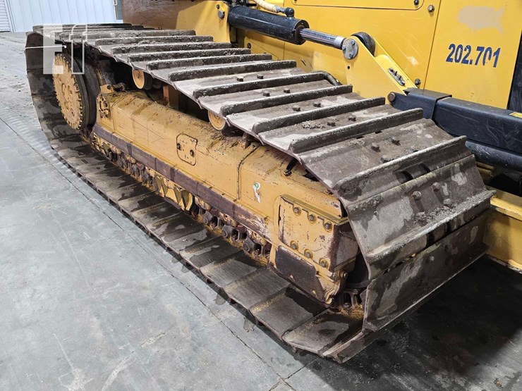 2021-caterpillar-d4-lgp-image-38