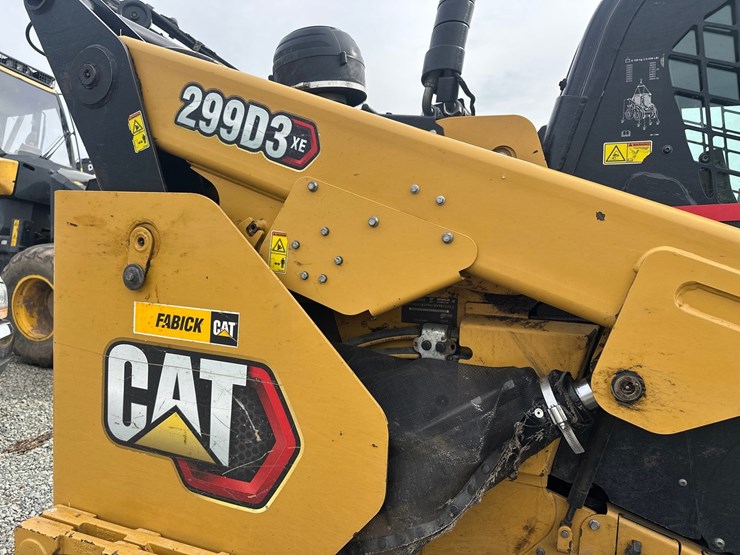 caterpillar-299d3-xe-image-14
