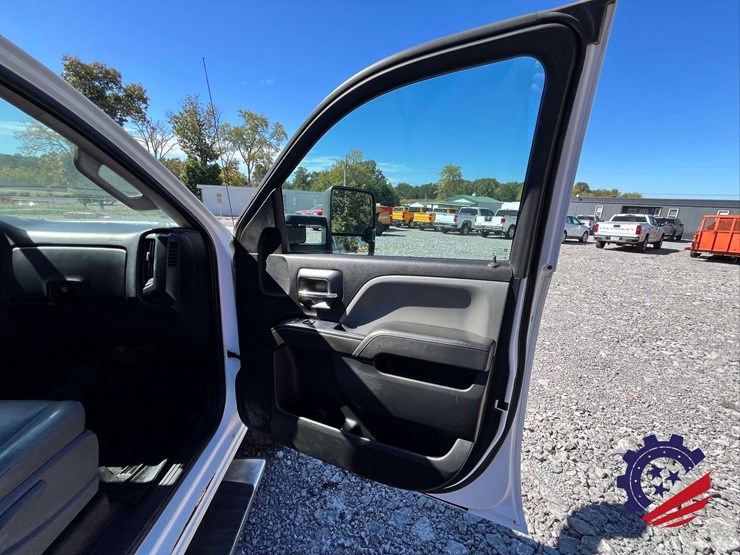 2016-gmc-sierra-2500hd-image-97