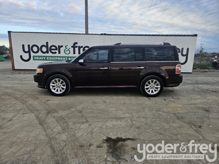 2010-ford-flex-image-3