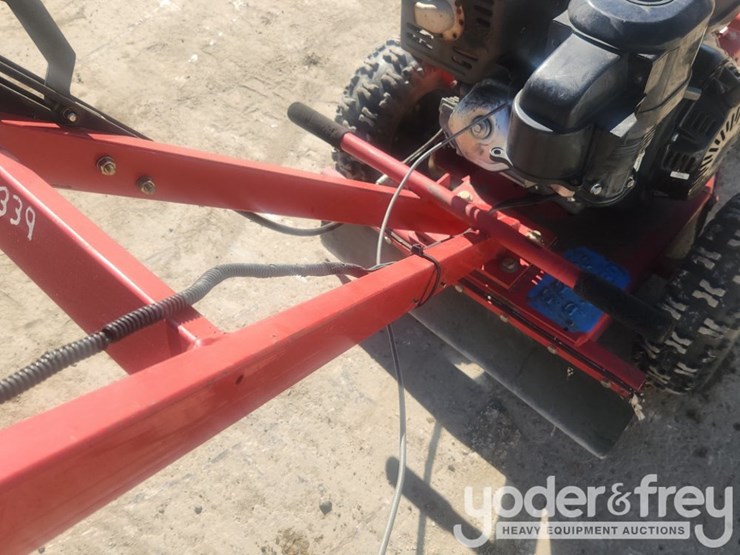 2012-toro-sgr13-image-15