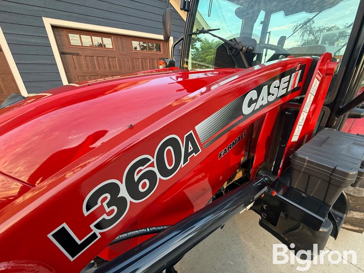 2022-case-ih-farmall-55c-image-16