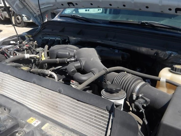 2011-ford-f550-image-9