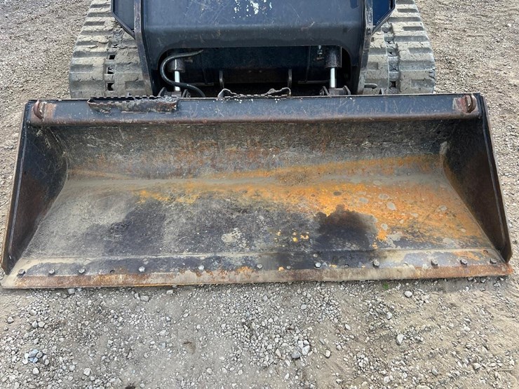 2018-caterpillar-299d2-xhp-image-12