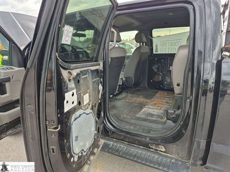 2019-ford-f150-image-14