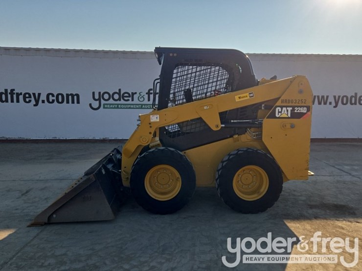 2018-caterpillar-226d-image-2
