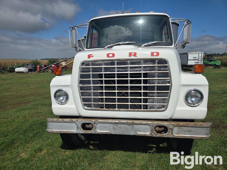 1979-ford-ln700-image-2
