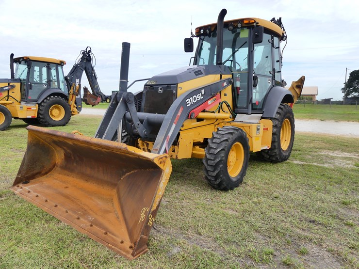 deere-310sl-image-1