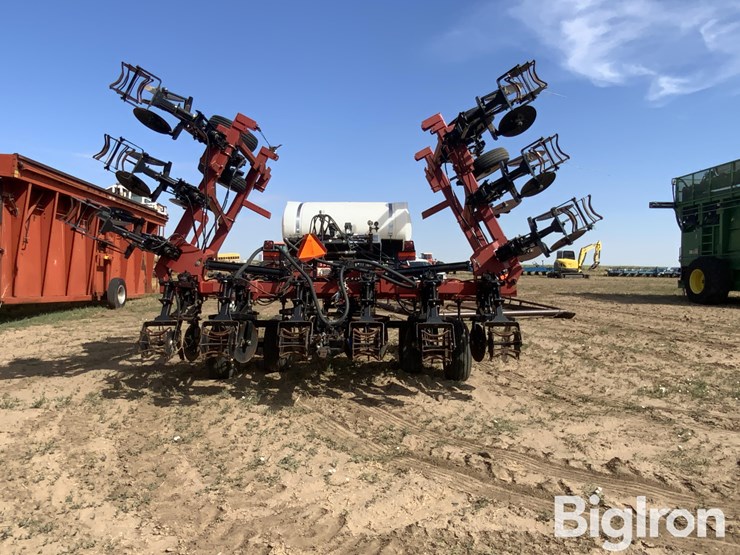 case-ih-5300-image-6