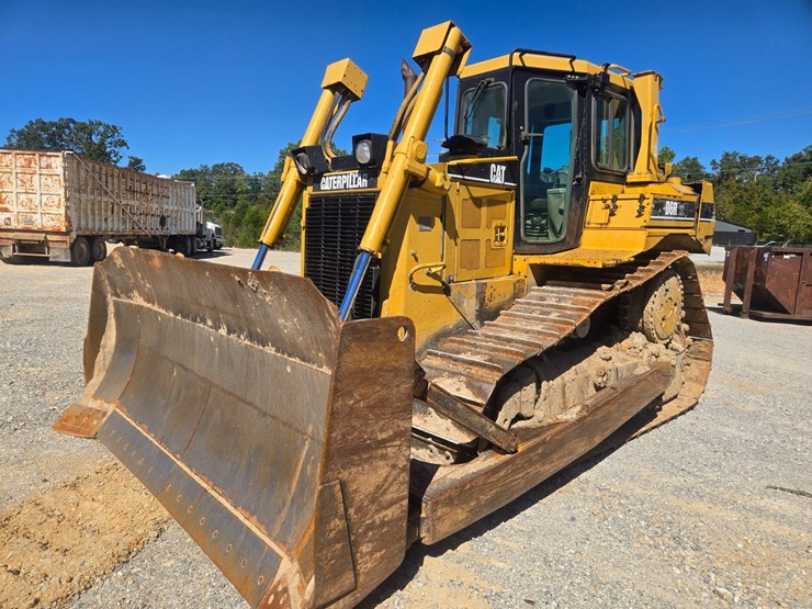 caterpillar-d6r-image-2