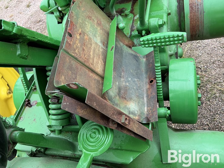 1945-john-deere-b-image-15