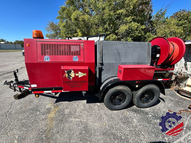 2009-sewer-equipment-co.-of-america-747-fr2000-jetter-trailer-image-3