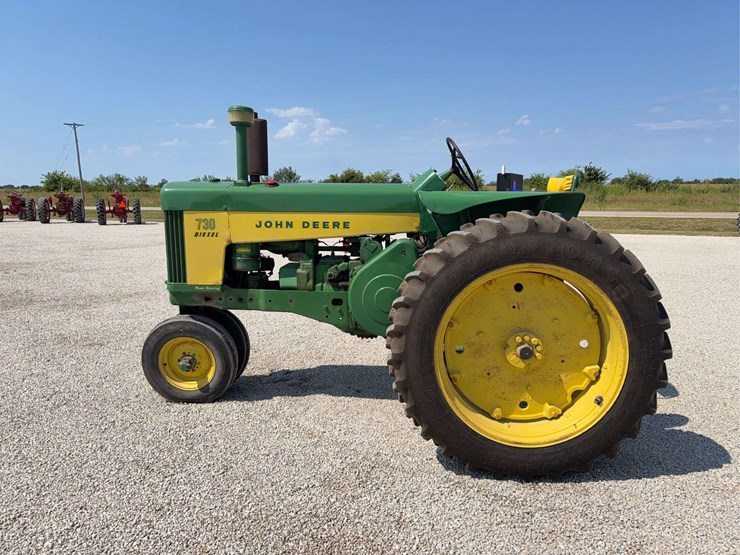 john-deere-730-image-2