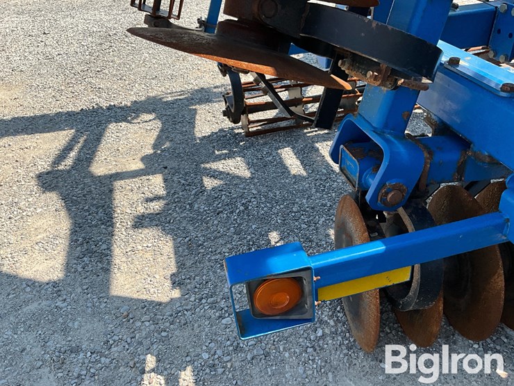 2012-landoll-7431-29-image-14