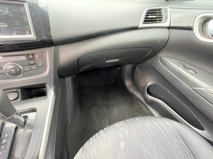 #2766-•-2019-nissan-sentra-(title-in-delay)-image-54