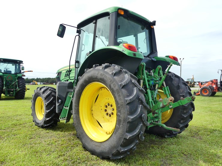 john-deere-6120m-image-4