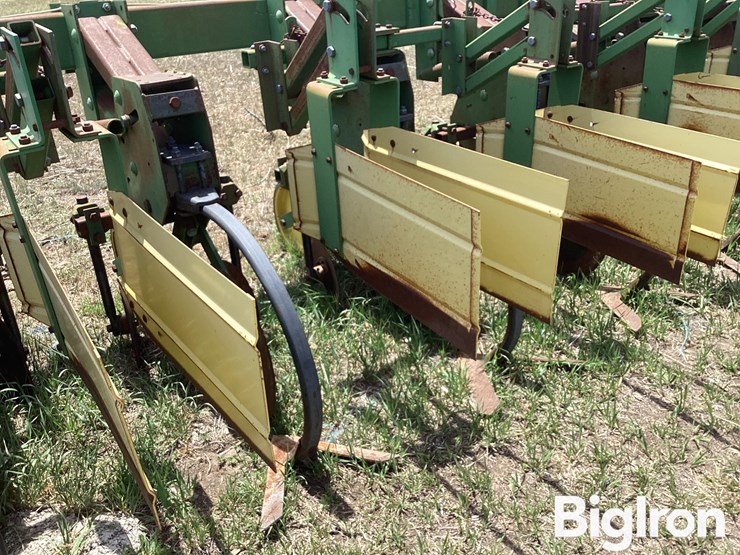 john-deere-885-image-18