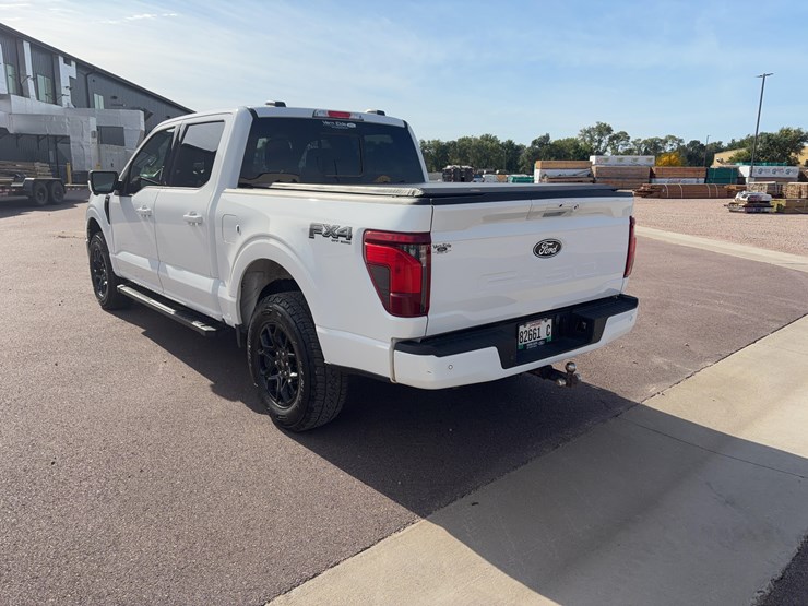 2024-ford-f150-xlt-image-5