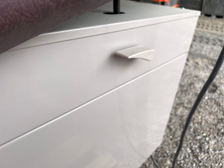 #4683-•-ritter-exam-table-image-14