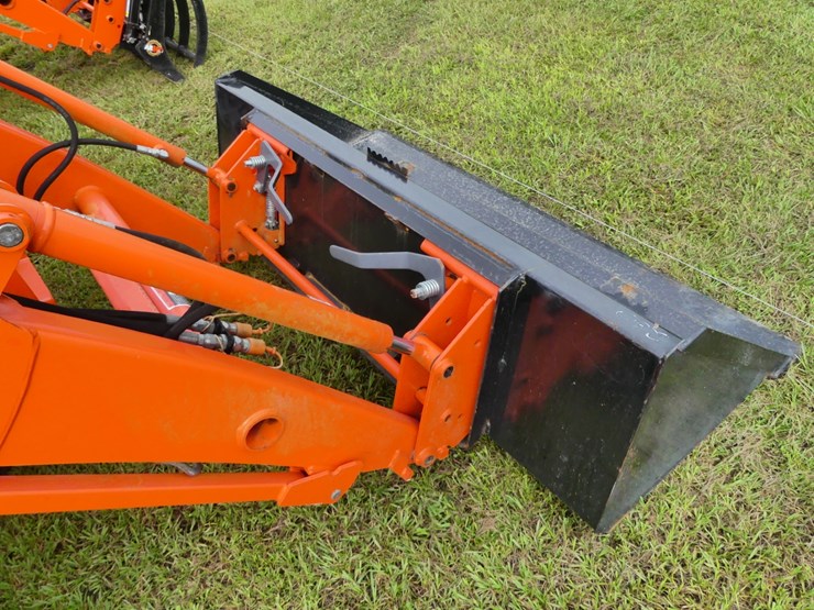 kubota-l3301-image-11