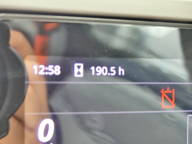 deere-335p-image-20
