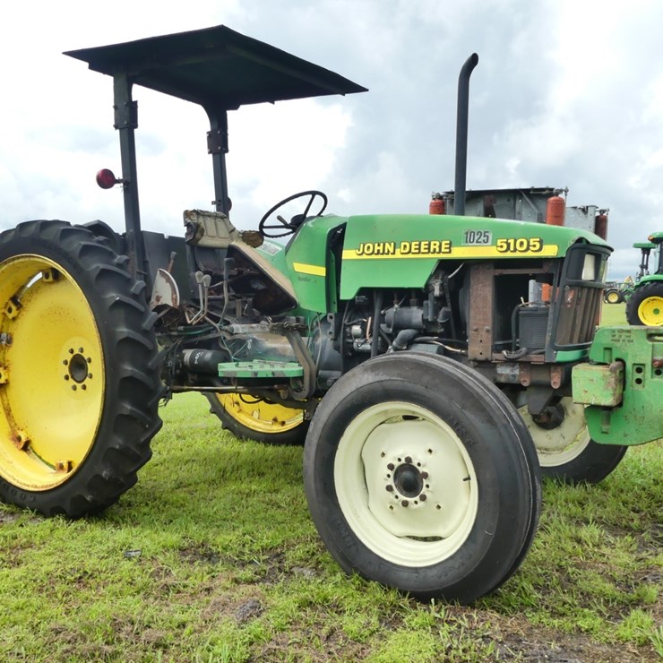 JOHN DEERE 5105