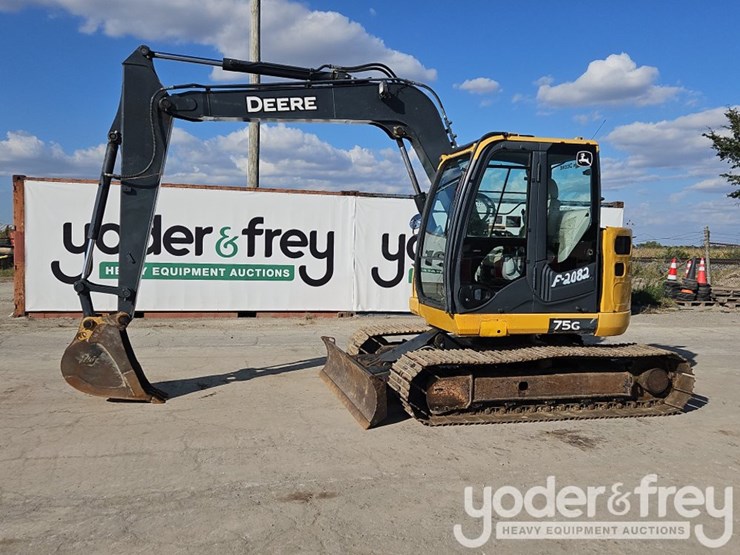 2017-deere-75g-image-3