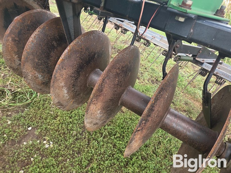john-deere-630-image-14