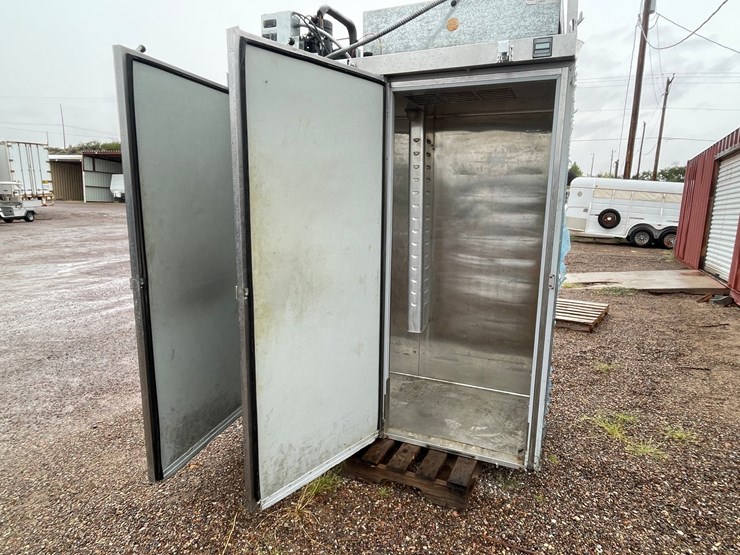 #4674-•-hobart-commercial-freezer-and-fridge-image-21