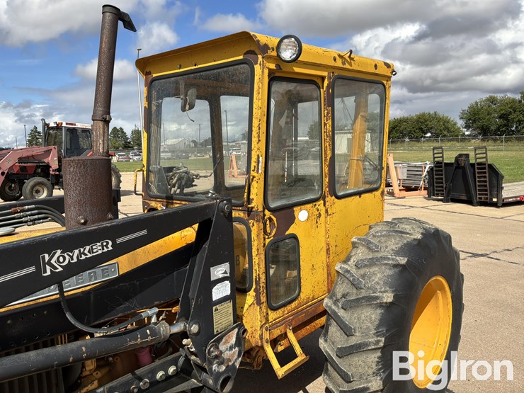1979-john-deere-401-image-11