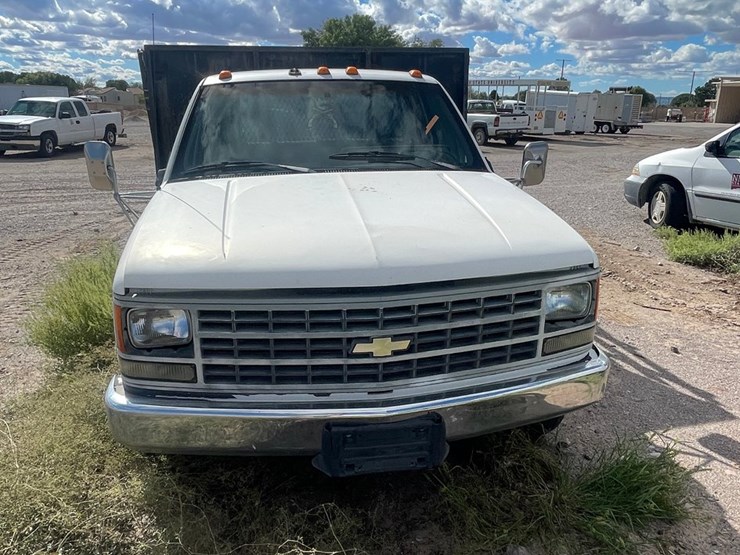 #2773-•-1991-chevrolet-stake-truck-(has-nm-title)(offsite-at-nmsu)-image-3
