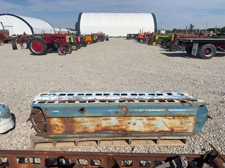 (2)-original-sturtevant-model-train-cars-image-3