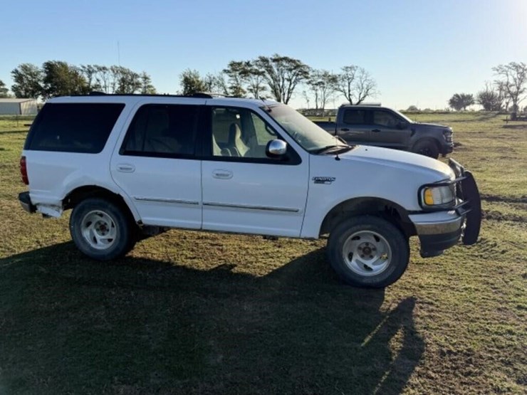 1999-ford-expedition-xlt-image-4