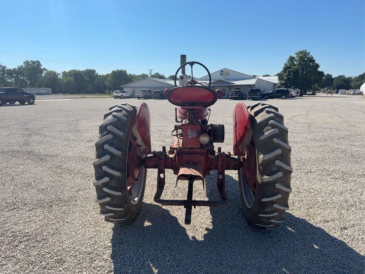 farmall-super-h-image-4
