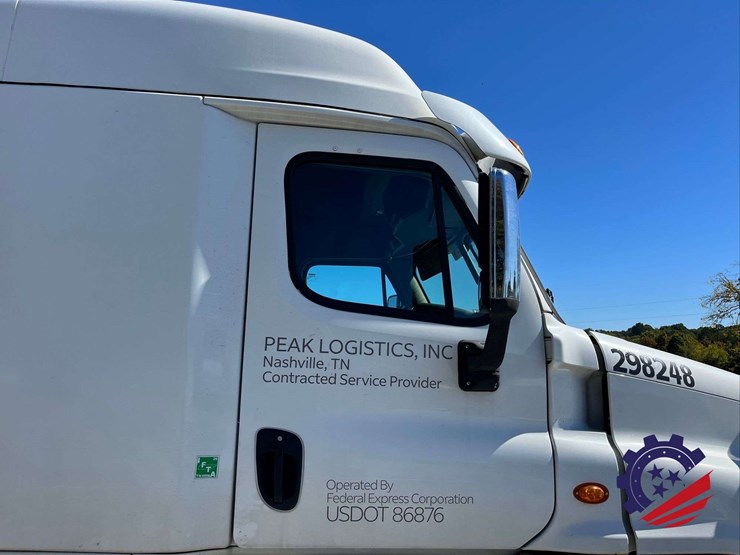 2018-freightliner-cascadia-t/a-truck-tractor-image-53
