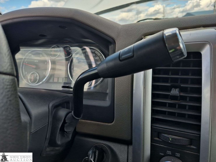 2012-dodge-2500-image-18
