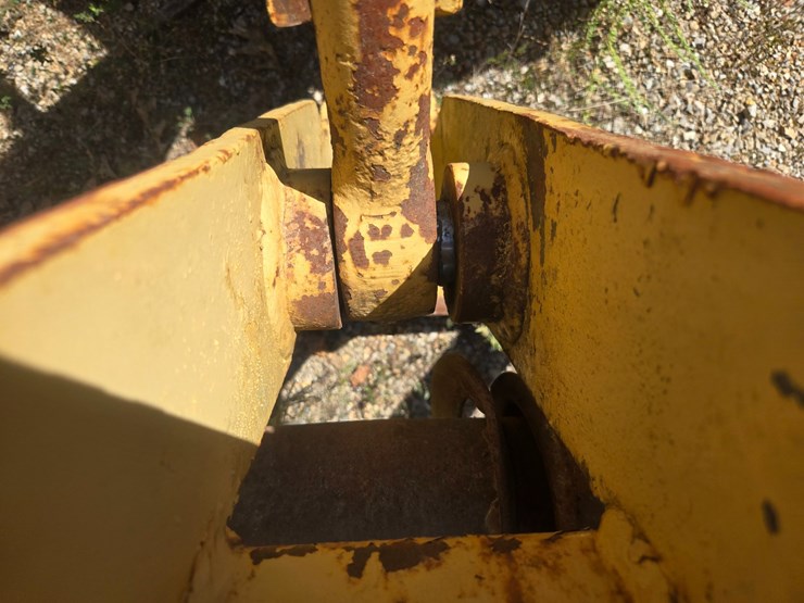 caterpillar-930-image-59