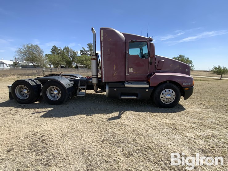 2000-kenworth-t600-image-4