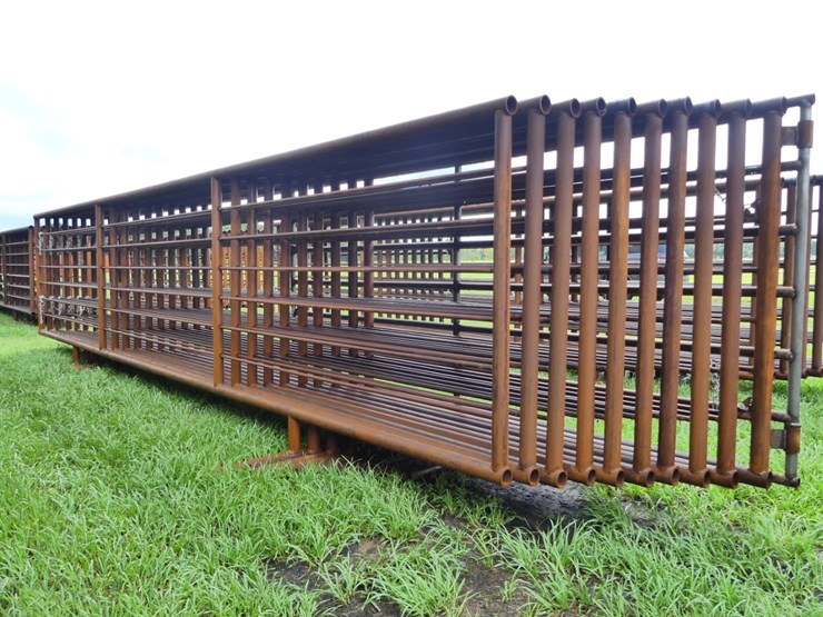 (10)-24'-free-standing-panels-image-3