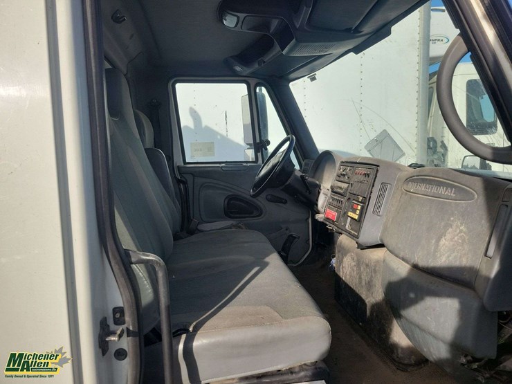 2007-international-durastar-4200-image-14