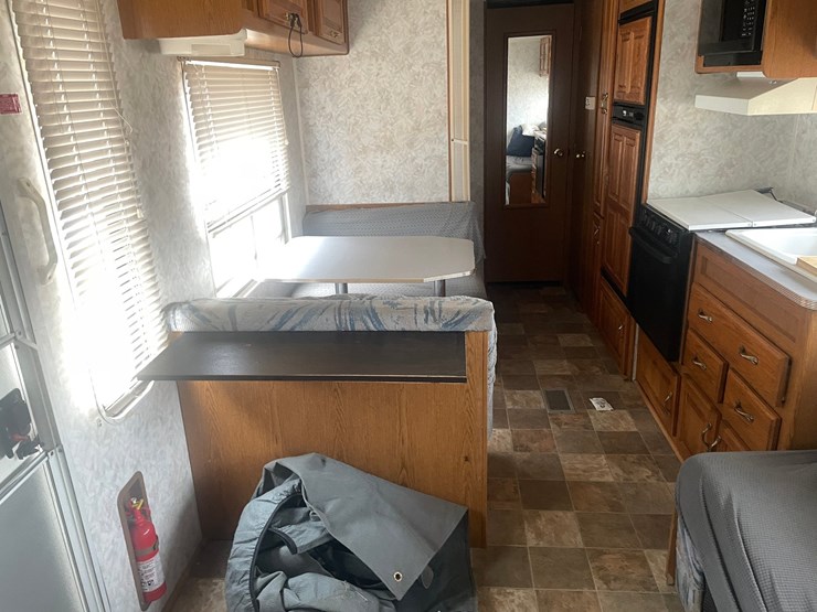 #1276-•-1998-jayco-eagle-304-camper-(has-mn-title)-image-76