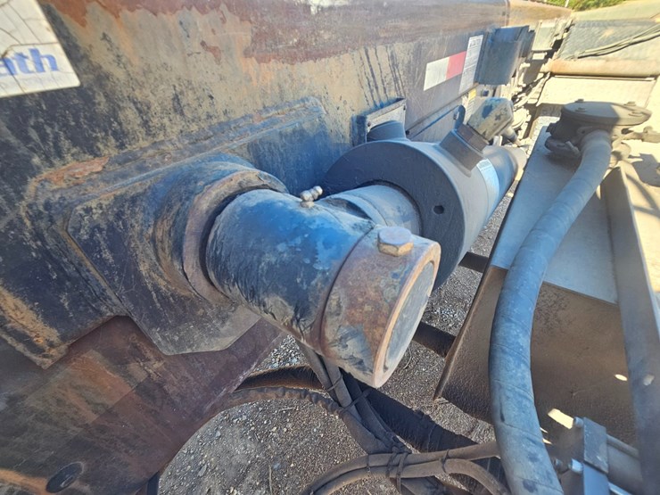 2007-mack-cl713-image-101